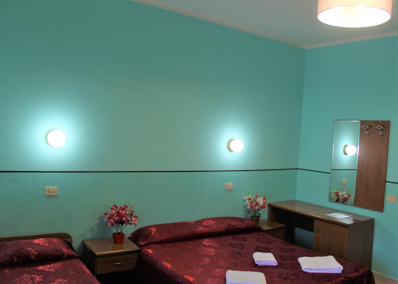 Hotel Eurorooms Рим Экстерьер фото