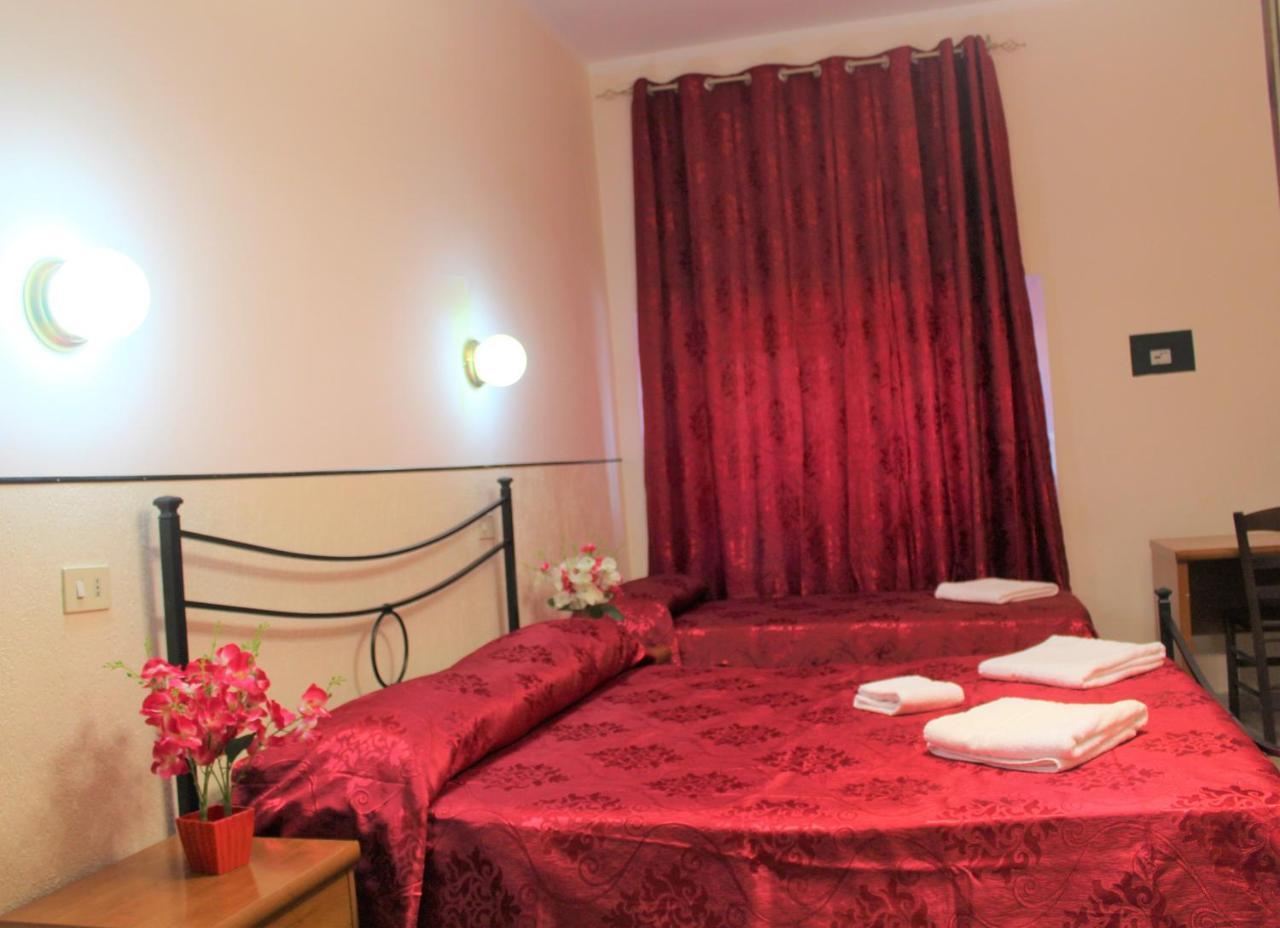 Hotel Eurorooms Рим Экстерьер фото