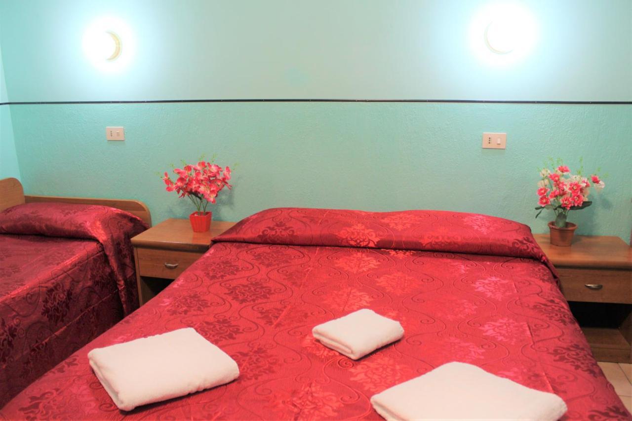 Hotel Eurorooms Рим Экстерьер фото